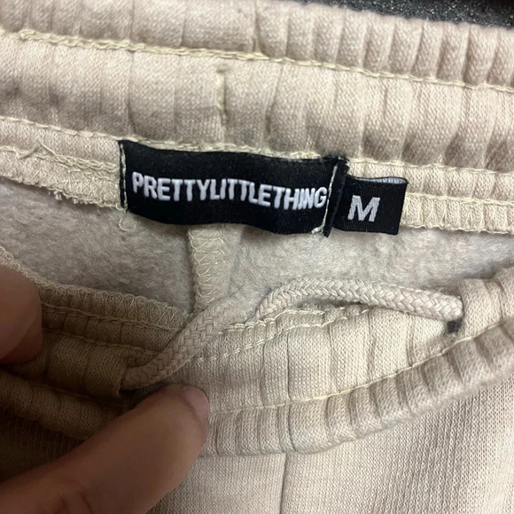 PrettyLittleThing Beige Sweat Pants - Picture 4 of 4